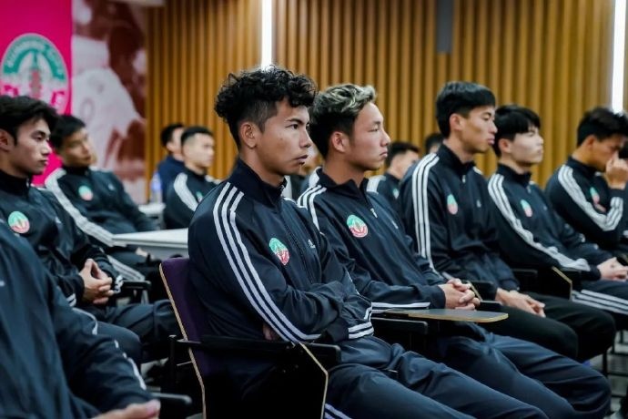  出征中乙！昆明城星足球俱樂部11日舉行新賽季見面會暨出征儀式