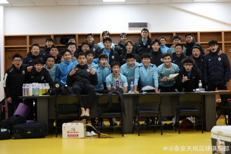  苑維瑋帶隊(duì)首秀告捷，泰安天貺足協(xié)杯5-1大勝青島五月的風(fēng)