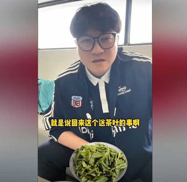  趙鵬：不太清楚賈秀全要球員買茶葉的段子，但這在現(xiàn)實(shí)中也正常