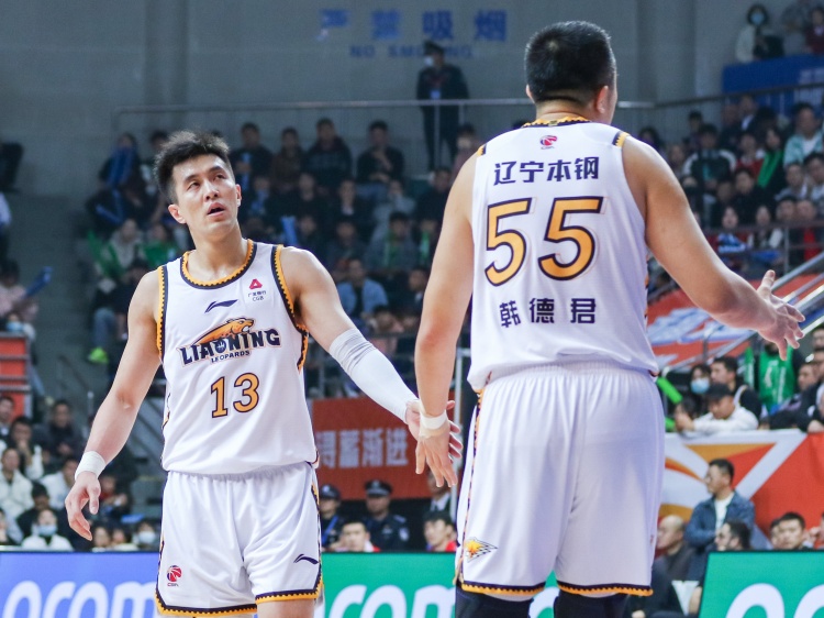  里程碑！韓德君8625分追平郭艾倫 并列遼籃隊(duì)史得分王