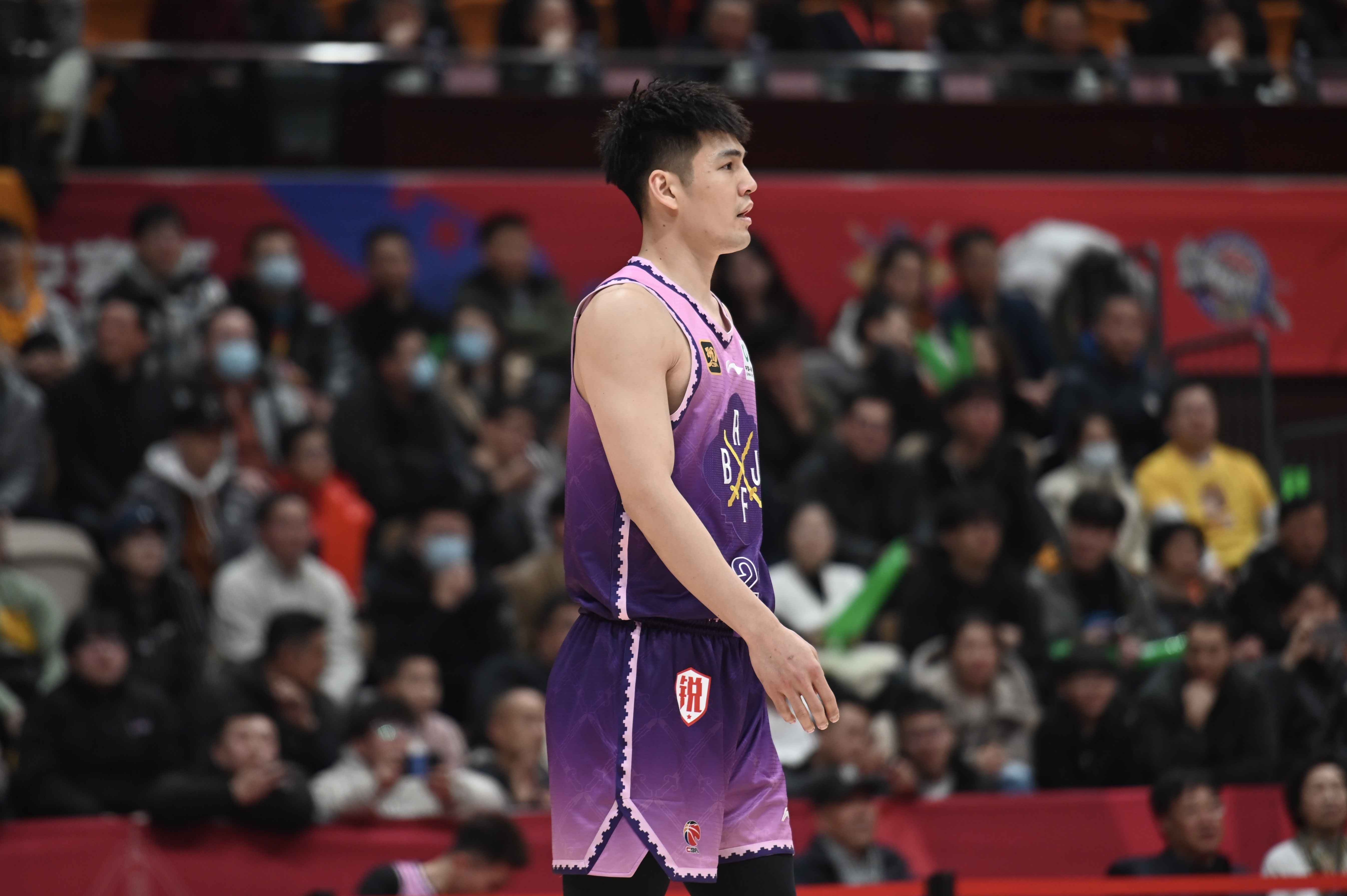 表現(xiàn)可以！陳國(guó)豪8中5拿到13分3板1斷