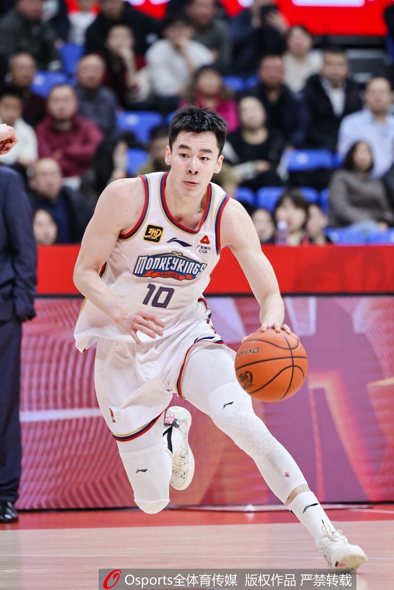  沖擊力十足！郭昊文17投5中&罰球14中12 得到24分10板5助